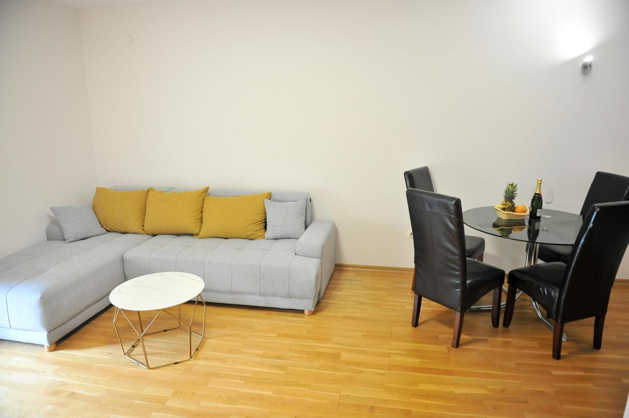 Orca Apartments Mostar Buitenkant foto