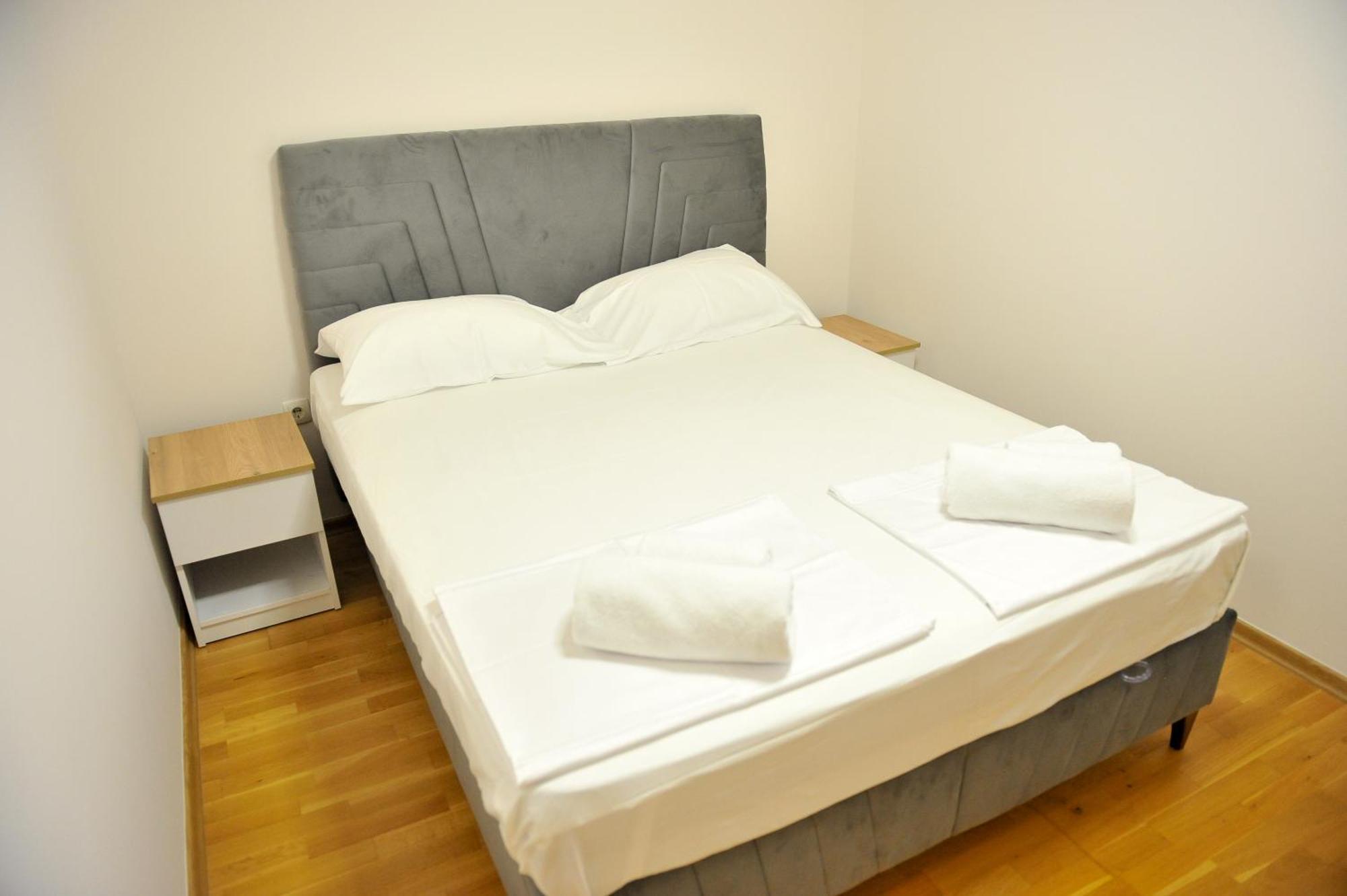 Orca Apartments Mostar Buitenkant foto